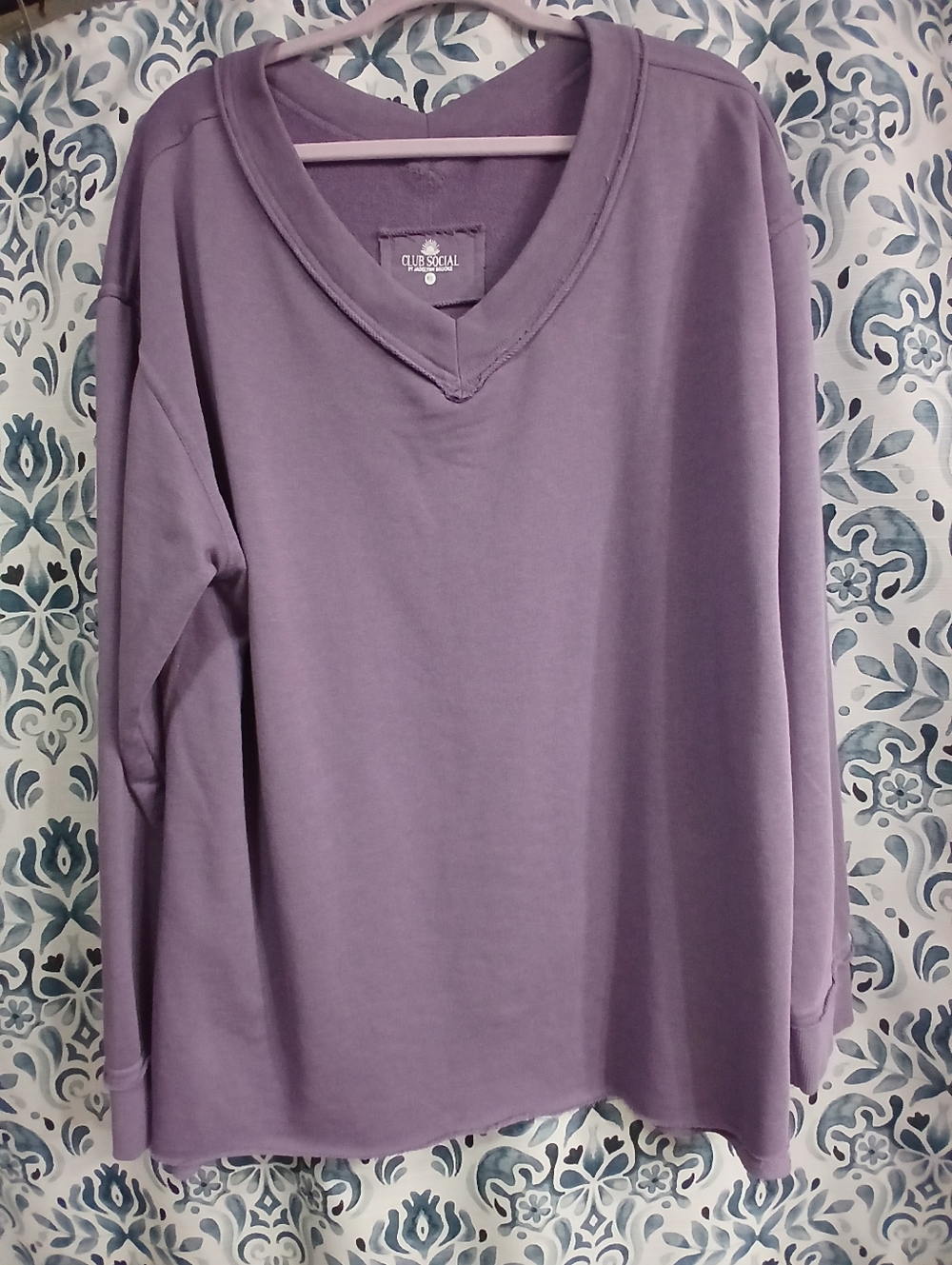 Lavender V-Neck Long Sleeve Sweater